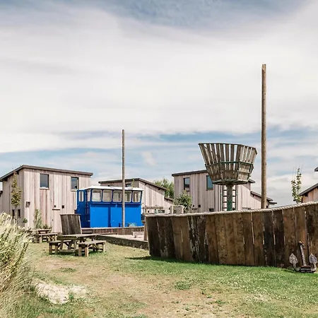 Kidz In Zon Zee With Play Area *